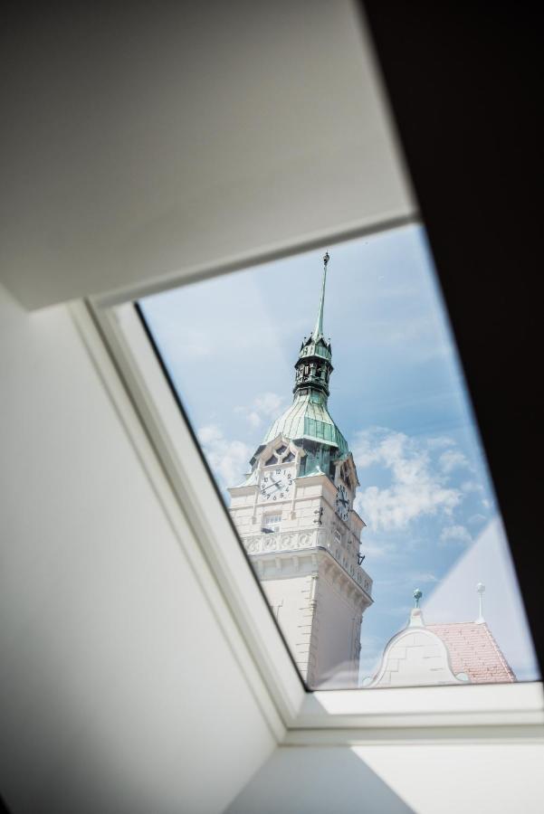 Na Namesti Apartment *