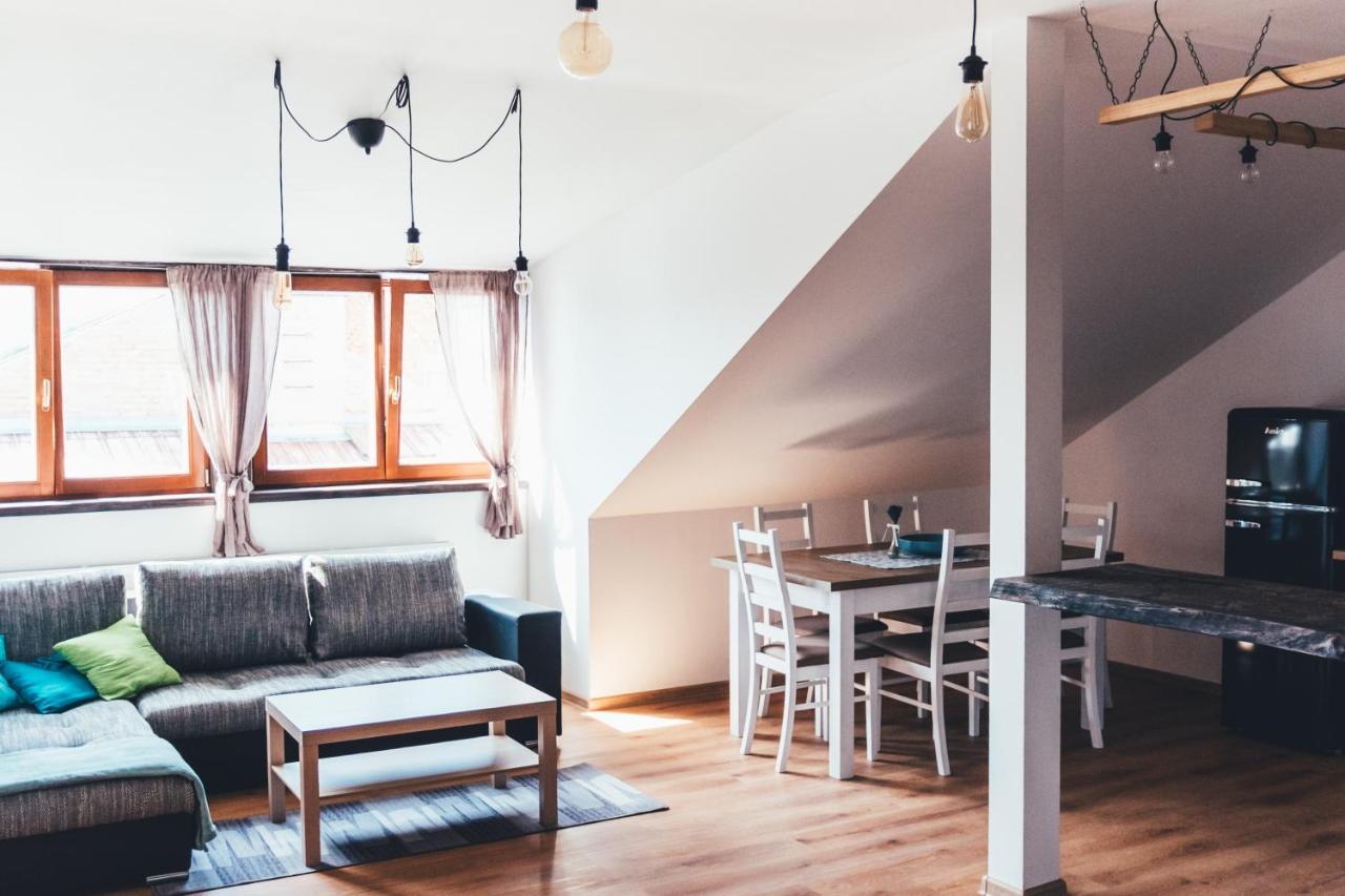 Na Namesti Apartment